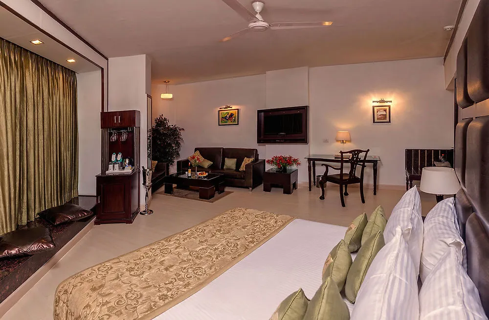 Hotel Shanti Palace Mahipalpur Нью-Дели